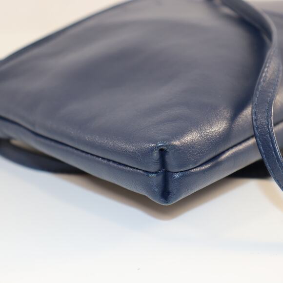 Vintage Cabin Creek Navy Genuine Leather Shoulder Bag with Gold Hardware - Picture 4 of 7